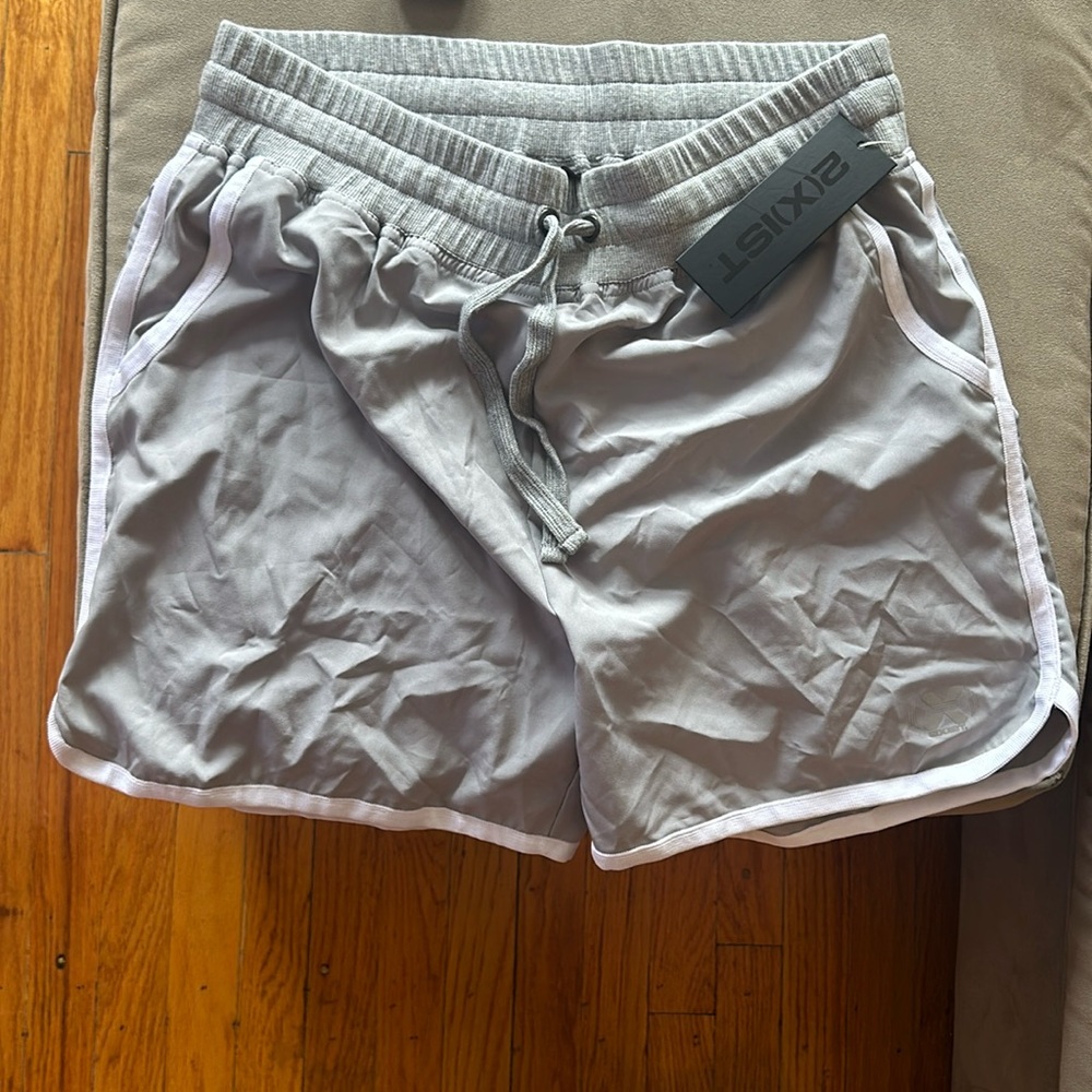 2xist NWT shorts LG